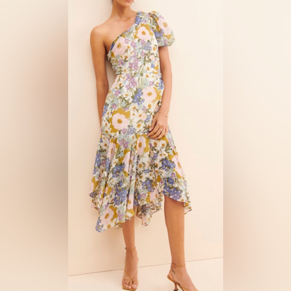 Astr the label one shoulder dress